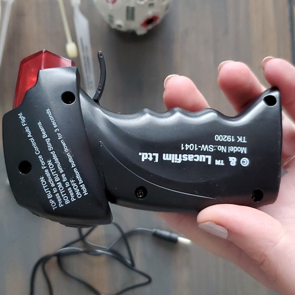 Star wars electronic mini flying helicopter - Picture 2 of 5